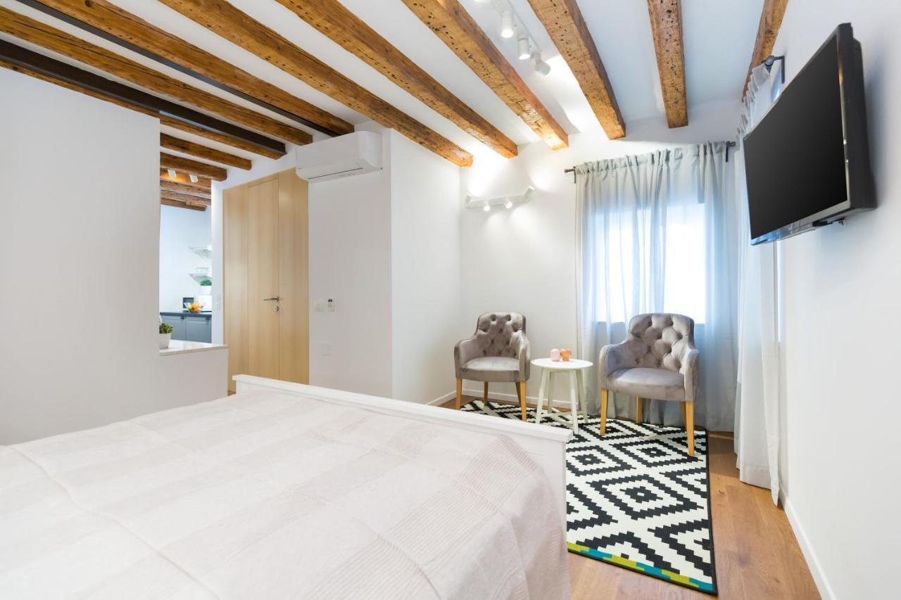 Cozy Montalbano Studios By Irundo Rovinj Extérieur photo